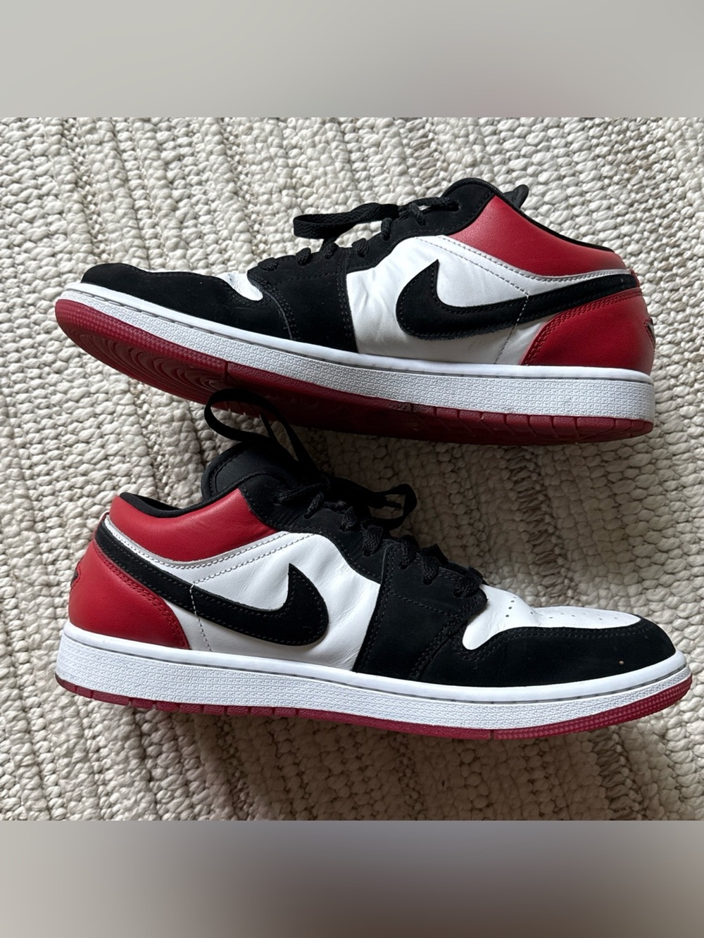 Nike Men's Sneakers Black White Red Low-Top - Picture 7 of 14